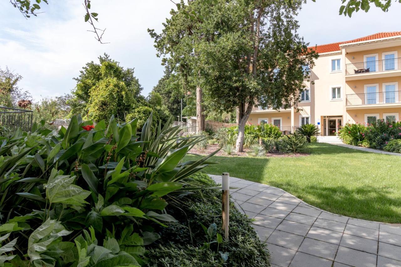 Maistra Select Srebreno Villas Mlini Exterior foto